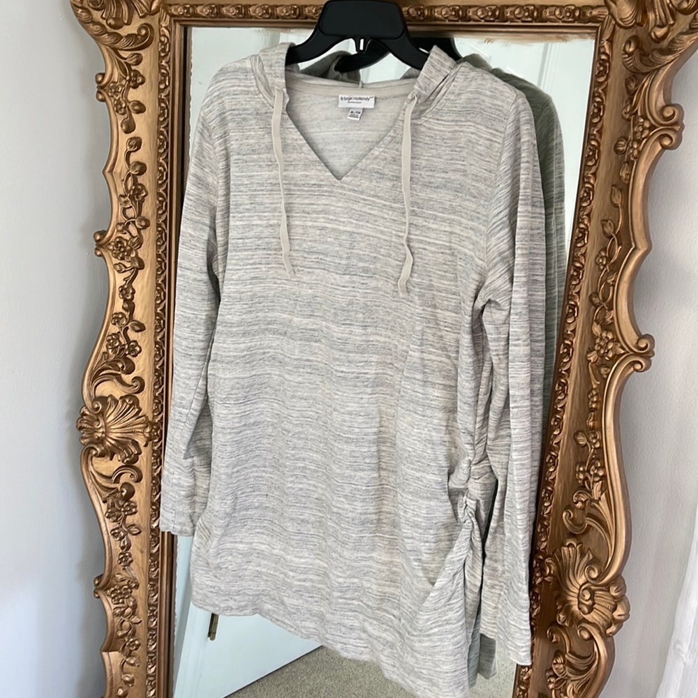 Liz Lange maternity hooded long sleeve shirt XL